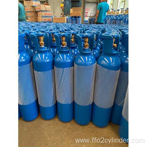 Blue 90 litre Oxygen cylinder